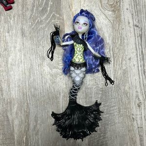 Monster High Freaky Fusion Hybrids Sirena Von Boo Doll